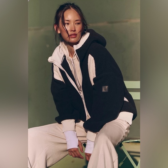 Free People Jackets & Blazers - Free People Black and White Hit the Slopes Fleece